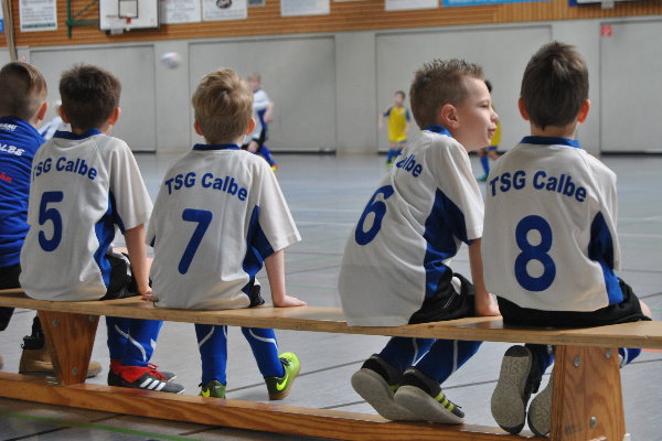 Ob auf oder neben dem Feld war die Stimmung der Kicker ausgezeichnet. | Foto: Verein