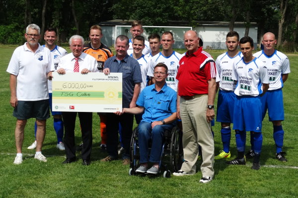 Verein_Hochwasser 2013 (11)_DFB und DFL